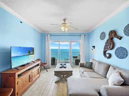 Beachfront Condo Free Activities Splash Pad - Image 2