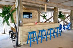 Short walk to Beach - Hot Tub, Cold Plunge, Pool & FREE ACTIVITIES - Image 2