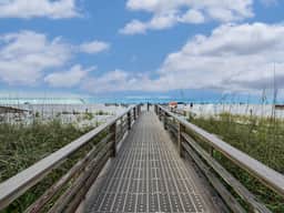 Crystal Tower | Free Activities | Beach | Pools - Image 5