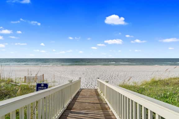 Beach Access with Elevator & FREE Activities!! - Image 1