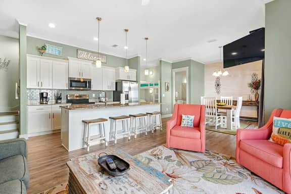 Cottage for 8 | Free Activities | Pool | Beach - Image 3