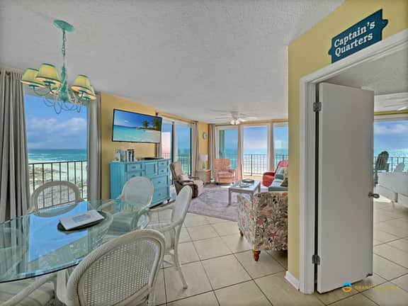 Beachfront Corner Condo with Pool Access & FREE ACTIVITIES - Image 2